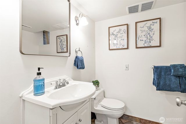 215 SW 178th Street, Normandy Park, WA 98166