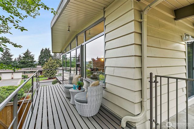 215 SW 178th Street, Normandy Park, WA 98166
