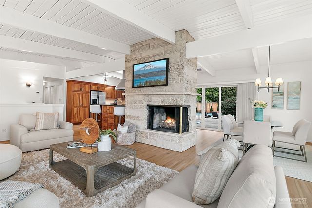 215 SW 178th Street, Normandy Park, WA 98166