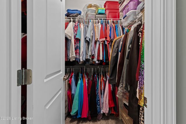 9905 Lindsey Springs Way 91, Louisville, KY 40291