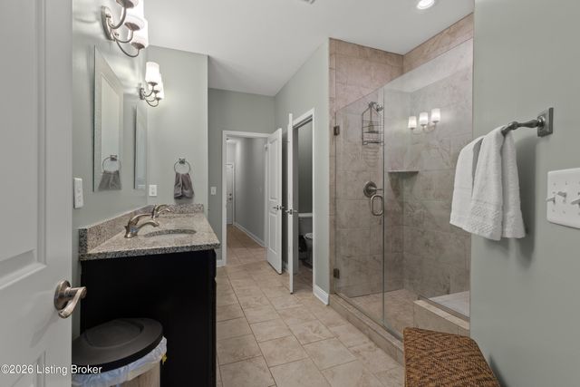 9905 Lindsey Springs Way 91, Louisville, KY 40291