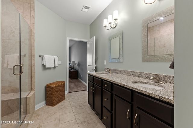 9905 Lindsey Springs Way 91, Louisville, KY 40291