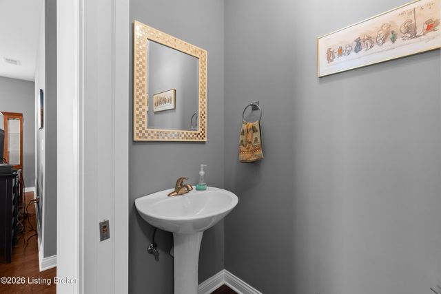 9905 Lindsey Springs Way 91, Louisville, KY 40291