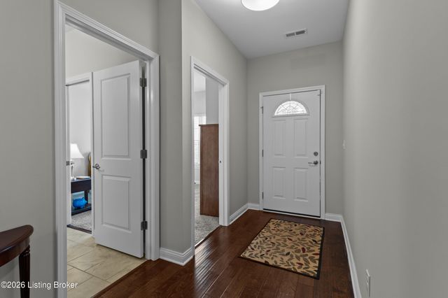 9905 Lindsey Springs Way 91, Louisville, KY 40291