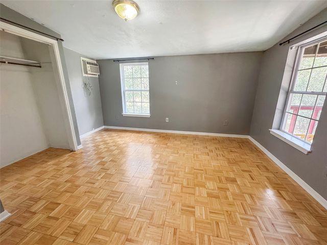 1101 Days End RD, Wimberley, TX 78676