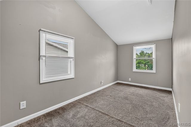 304 Vicksburg Avenue, Tonawanda, NY 14150