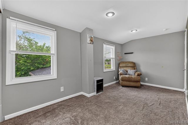 304 Vicksburg Avenue, Tonawanda, NY 14150