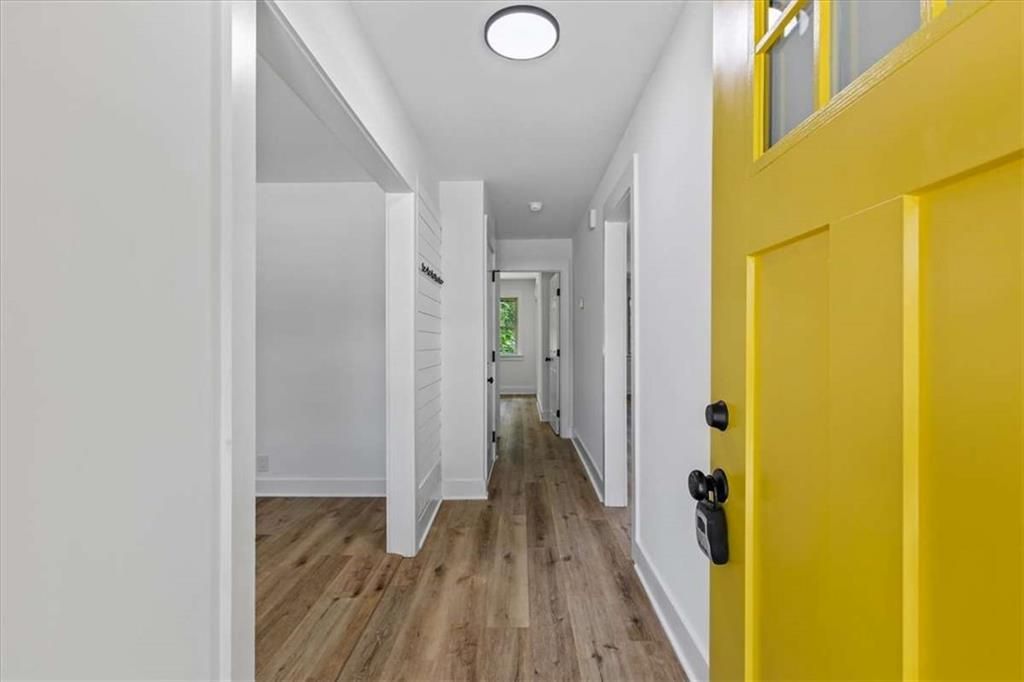 1400 North NW Avenue, Atlanta, GA 30318