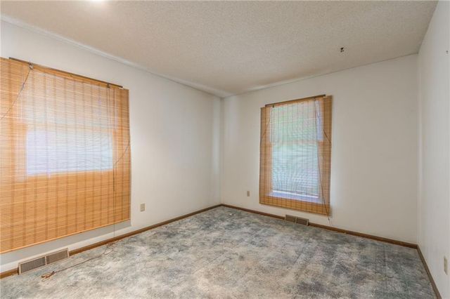 16312 E 28th Street, Independence, MO 64055