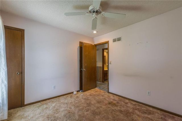 16312 E 28th Street, Independence, MO 64055