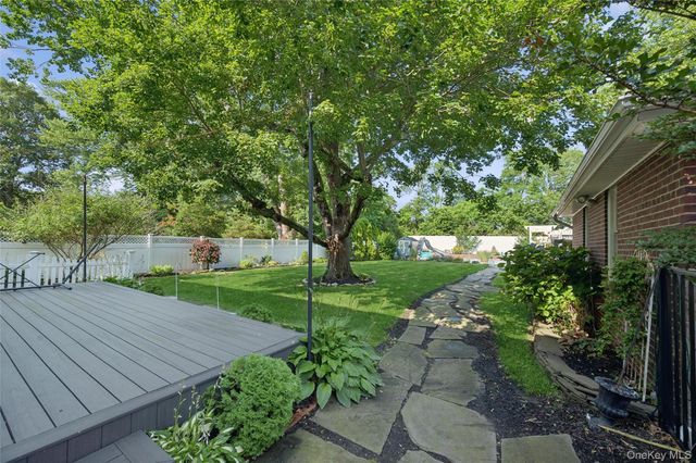 1210 Hyman Avenue, Bay Shore, NY 11706
