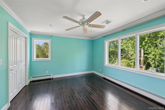 1210 Hyman Avenue, Bay Shore, NY 11706