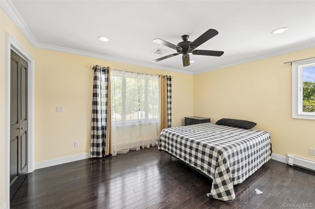 1210 Hyman Avenue, Bay Shore, NY 11706