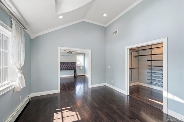 1210 Hyman Avenue, Bay Shore, NY 11706