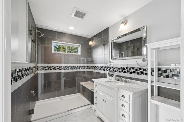 1210 Hyman Avenue, Bay Shore, NY 11706