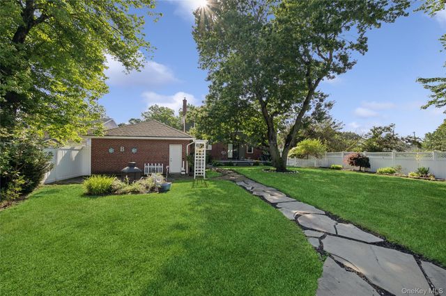 1210 Hyman Avenue, Bay Shore, NY 11706