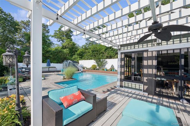 1210 Hyman Avenue, Bay Shore, NY 11706