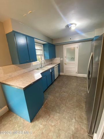 255 Garfield Avenue, Oakhurst, NJ 07755