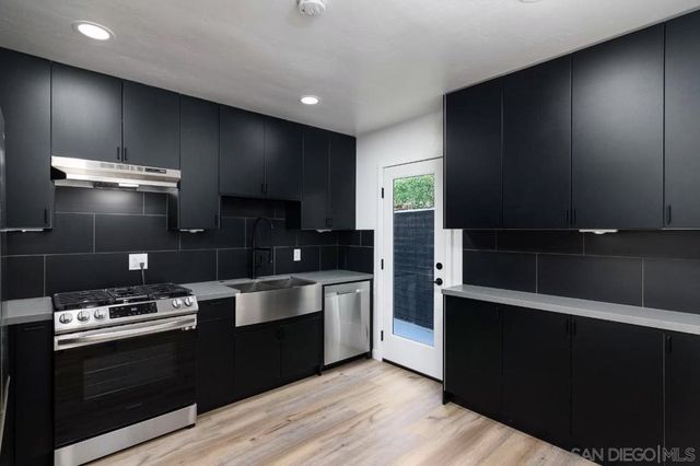 801 807 Torrance Street, San Diego, CA 92103