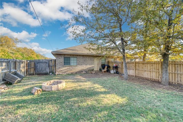 4400 Reveille Road, College Station, TX 77845