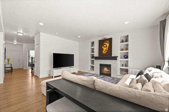 1229 W BRINKERHOFF DR, West Jordan, UT 84084