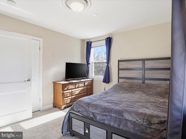 16115 HOLLY DR, Waldorf, MD 20601