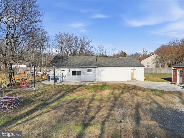 16115 HOLLY DR, Waldorf, MD 20601