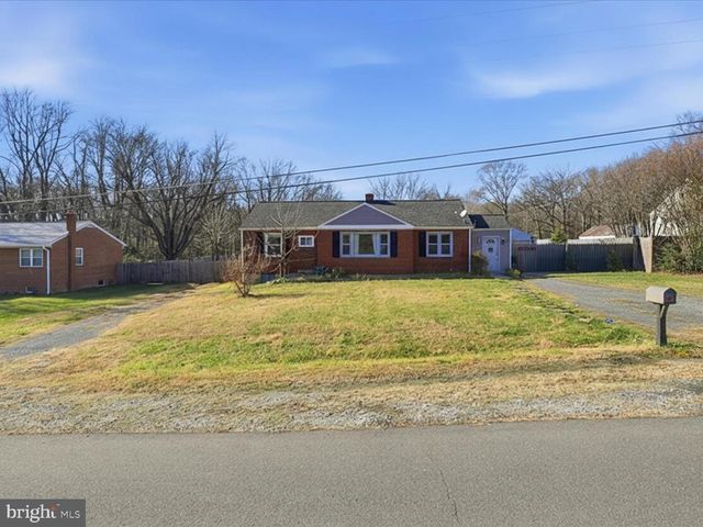 16115 HOLLY DR, Waldorf, MD 20601