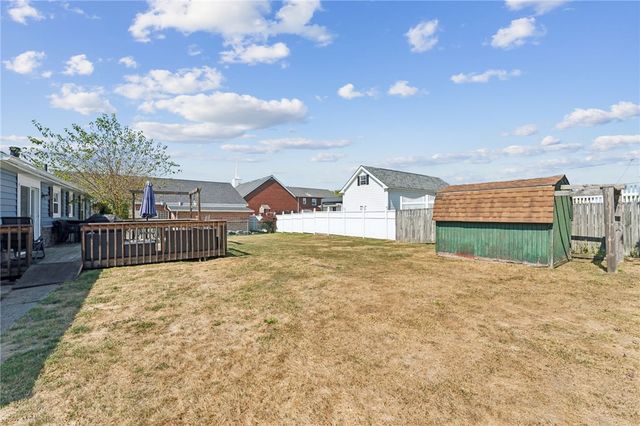 611 Alexander Ave, Monaca, PA 15061