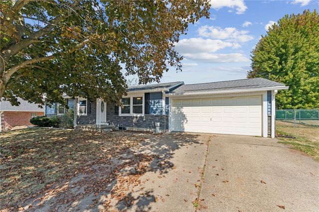 611 Alexander Ave, Monaca, PA 15061