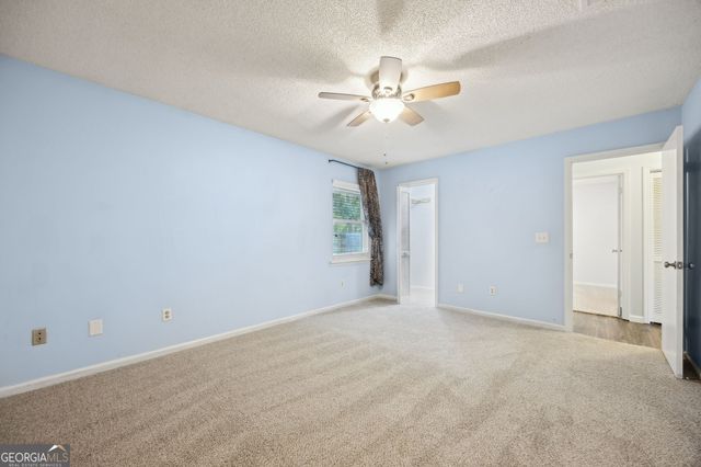 295 Mallard Pointe Drive, Woodbine, GA 31569