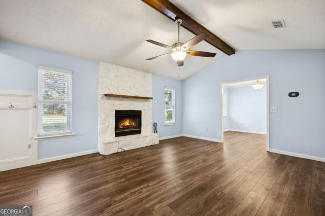 295 Mallard Pointe Drive, Woodbine, GA 31569