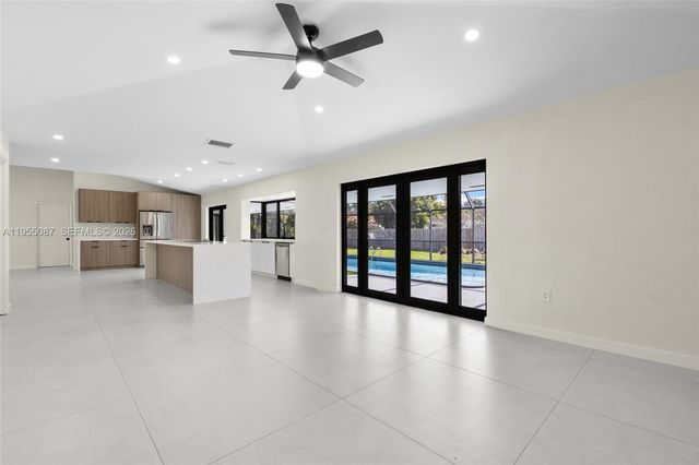 8010 SW 188th St, Cutler Bay, FL 33157