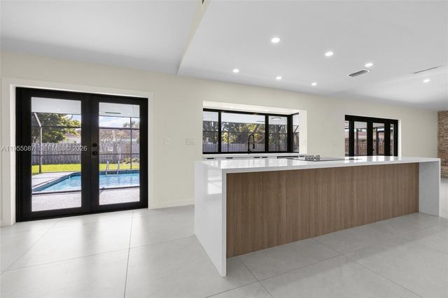 8010 SW 188th St, Cutler Bay, FL 33157