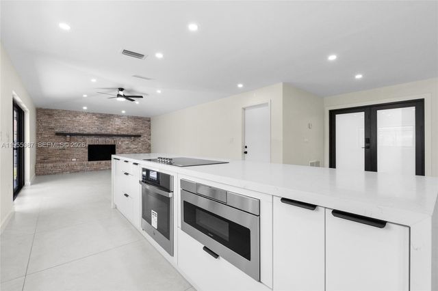 8010 SW 188th St, Cutler Bay, FL 33157