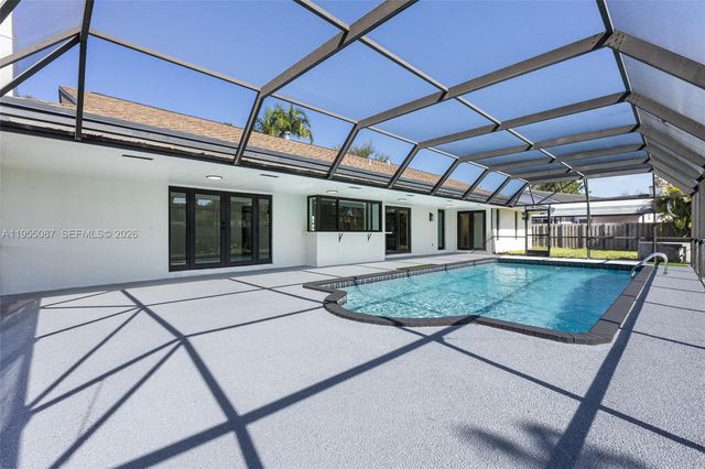 8010 SW 188th St, Cutler Bay, FL 33157