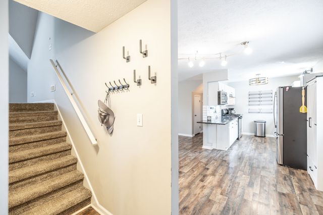 1888 Darlington Dr, Clarksville, TN 37042