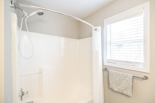 1888 Darlington Dr, Clarksville, TN 37042