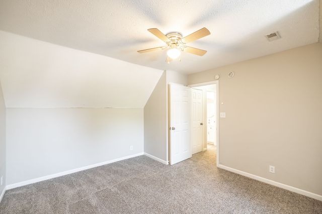 1888 Darlington Dr, Clarksville, TN 37042