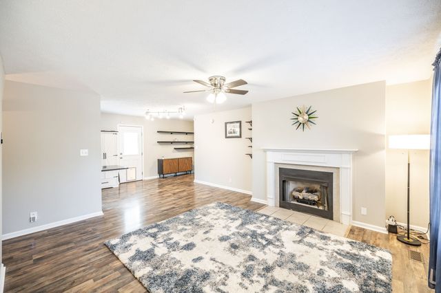 1888 Darlington Dr, Clarksville, TN 37042