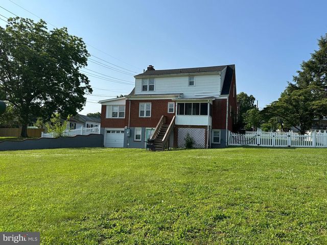 2 TERRACE LN, Luray, VA 22835
