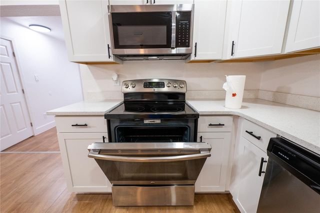 5248 KING STREET, Zephyrhills, FL 33542