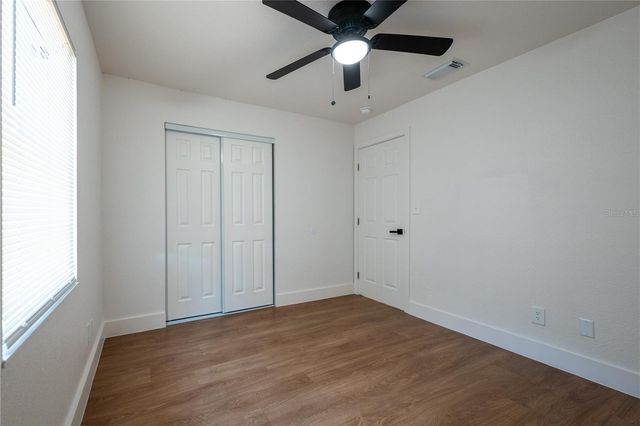 5248 KING STREET, Zephyrhills, FL 33542