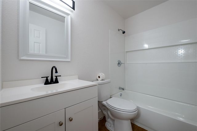 5248 KING STREET, Zephyrhills, FL 33542