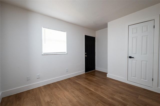 5248 KING STREET, Zephyrhills, FL 33542