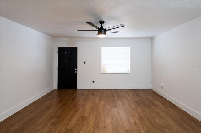 5248 KING STREET, Zephyrhills, FL 33542