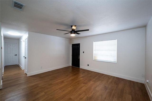 5248 KING STREET, Zephyrhills, FL 33542