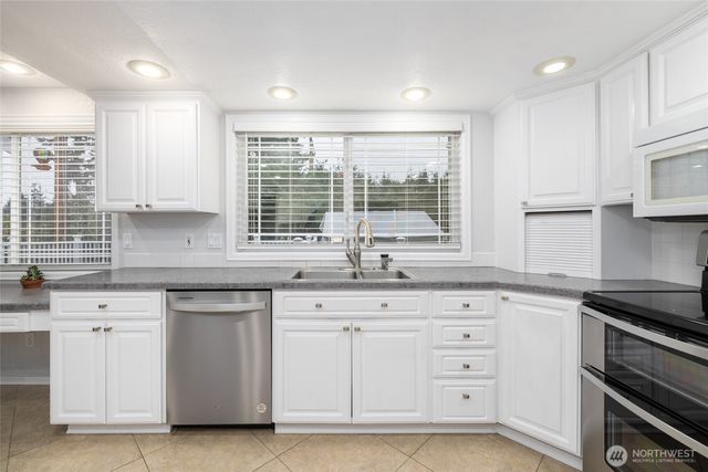 8705 Rivercrest Avenue, Everett, WA 98208