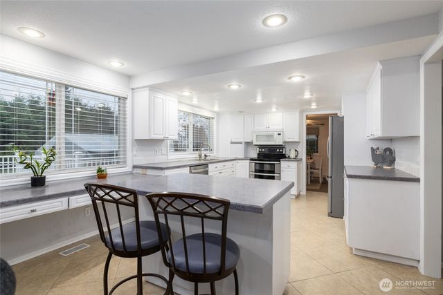 8705 Rivercrest Avenue, Everett, WA 98208