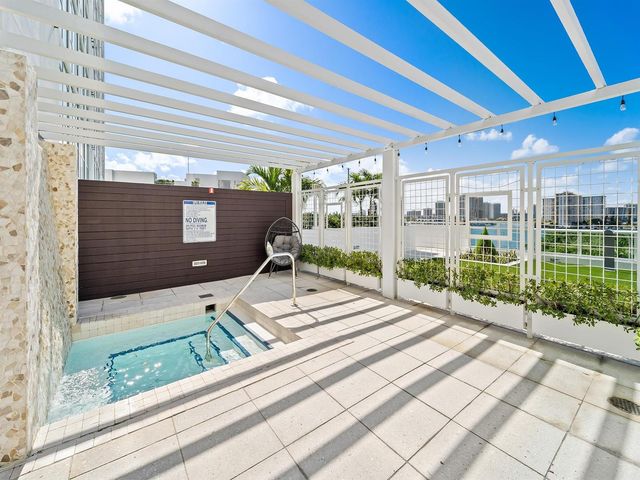 400 SUNNY ISLES Boulevard 1608, Sunny Isles Beach, FL 33160